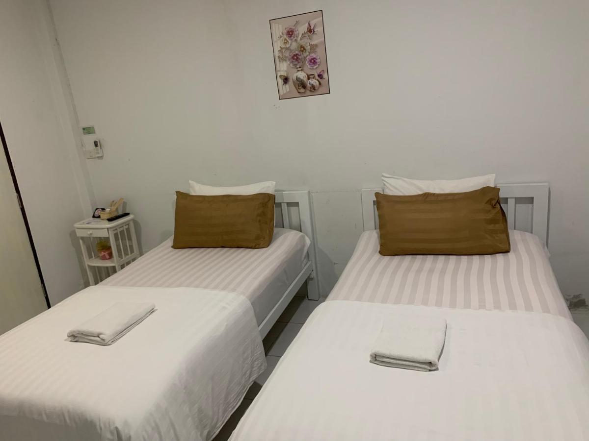 D Heart Homestay Бангкок Экстерьер фото