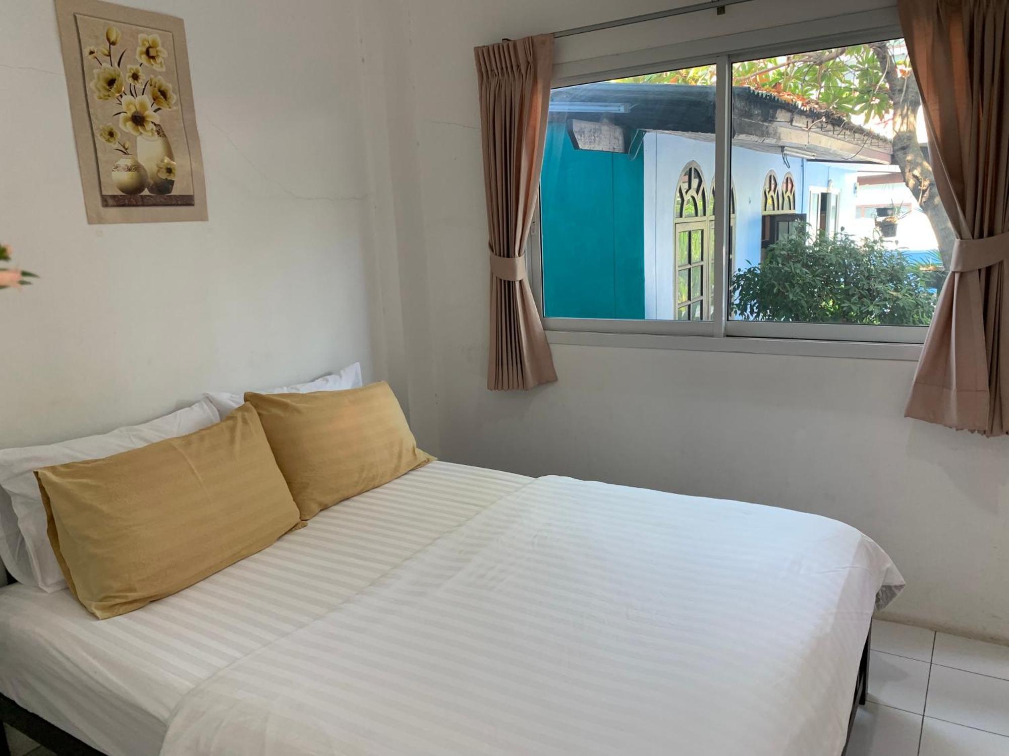 D Heart Homestay Бангкок Экстерьер фото